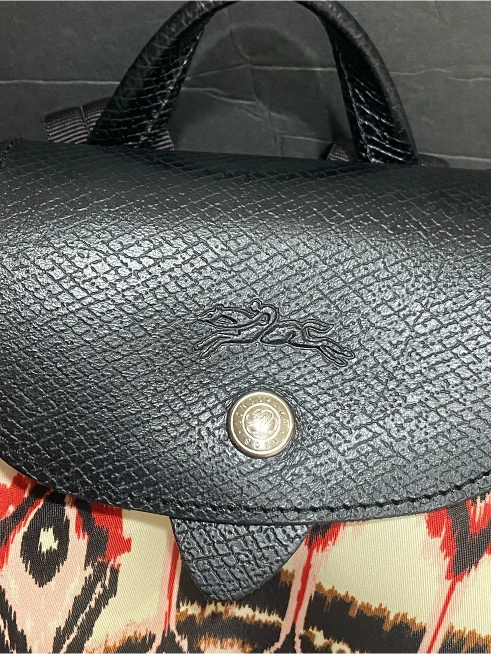 AUTHENTIC LONGCHAMP LE PLIAGE 'IKAT' PRINT BACKPACK - IVORY RED BLACK